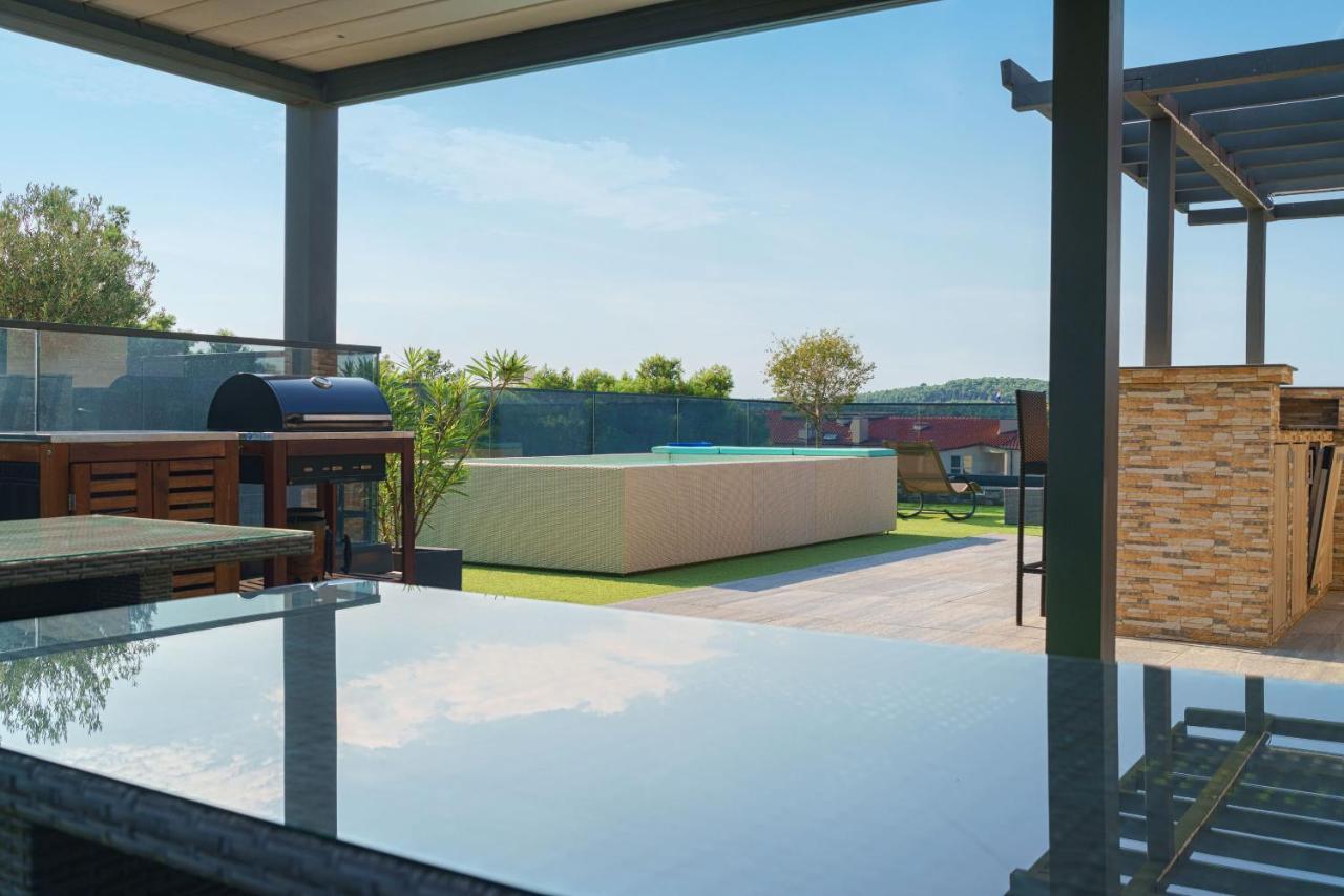 Olive Balcony Vodice-Srima Apartment Ngoại thất bức ảnh