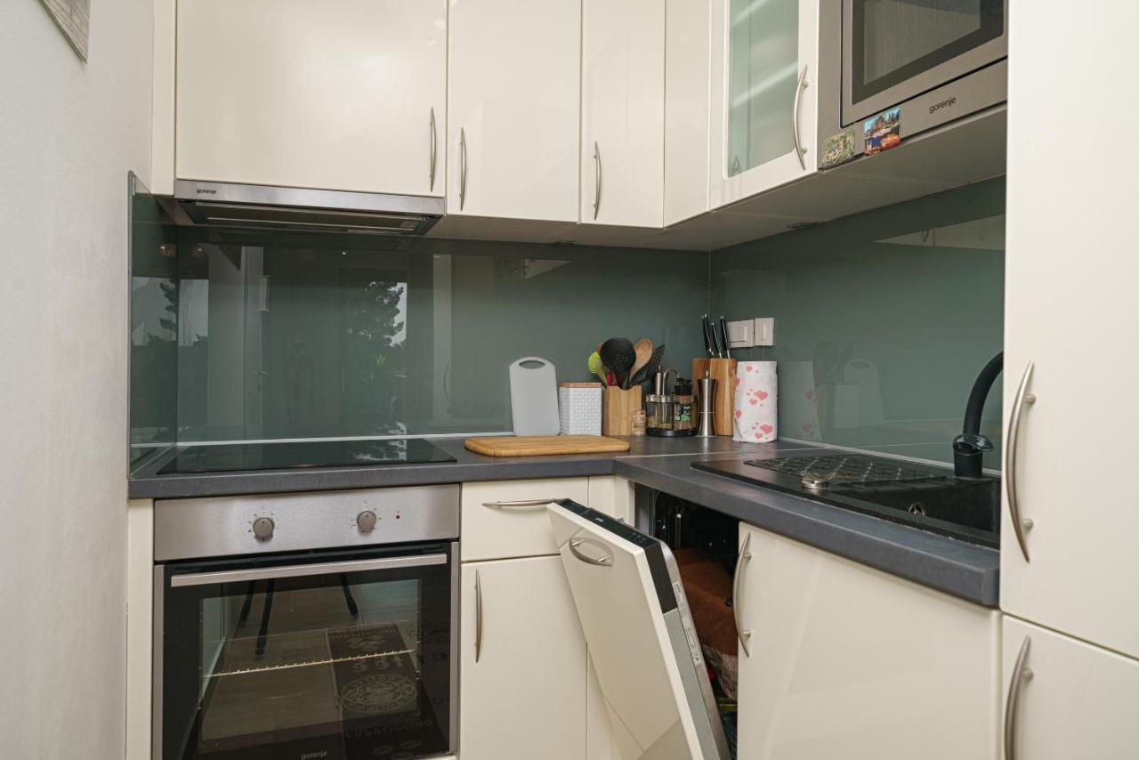 Olive Balcony Vodice-Srima Apartment Ngoại thất bức ảnh