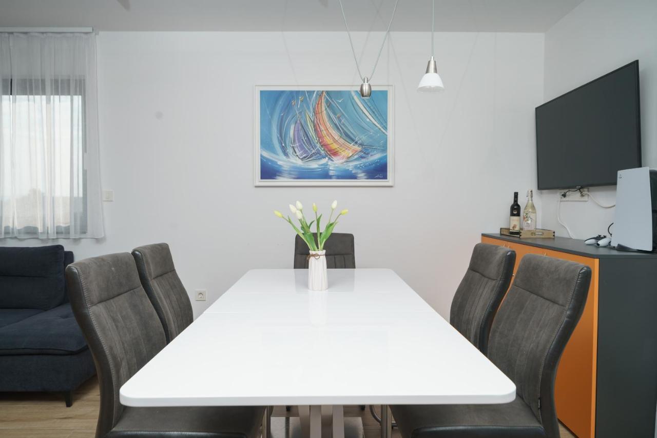 Olive Balcony Vodice-Srima Apartment Ngoại thất bức ảnh